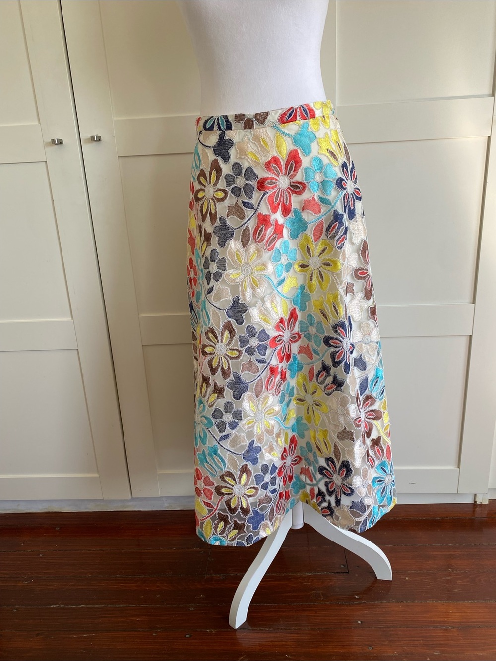 Eva Franco Multi Colored Lined Embroidered Lace A-Line Midi Skirt Size 6 NWOT